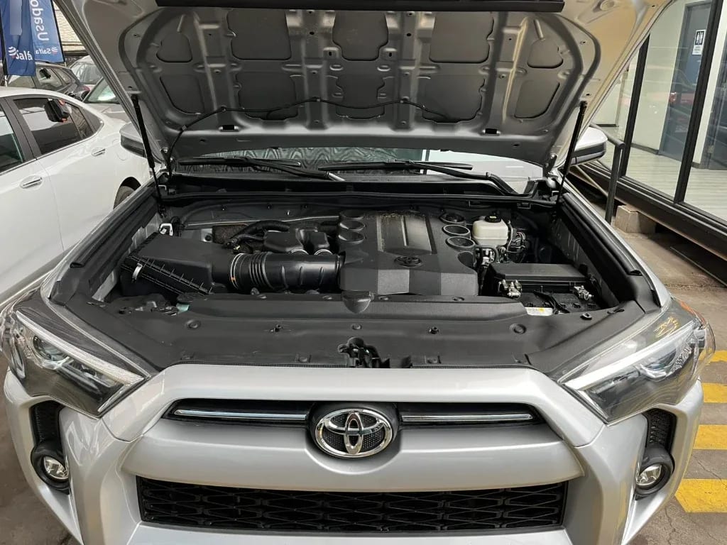 Toyota 4runner 4.0 Sr5 Connected At 4x4 año 2023