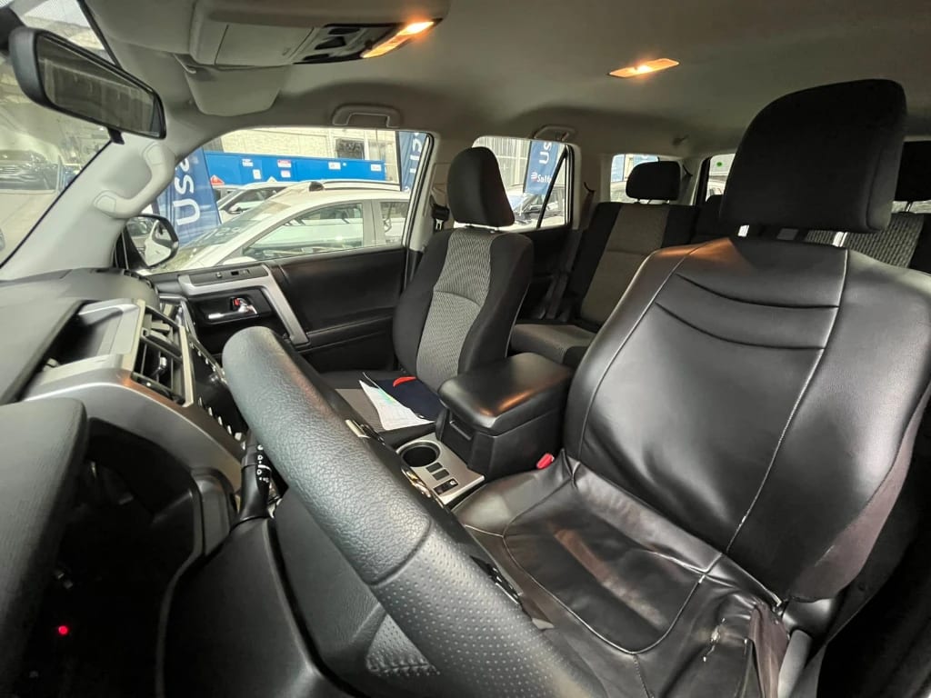 Toyota 4runner 4.0 Sr5 Connected At 4x4 año 2023