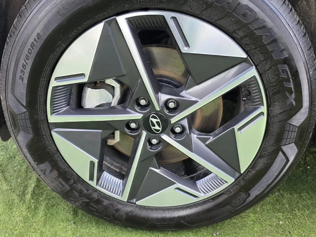 Hyundai Tucson Nx4 Gdi 4x2 1.6 Aut año 2025
