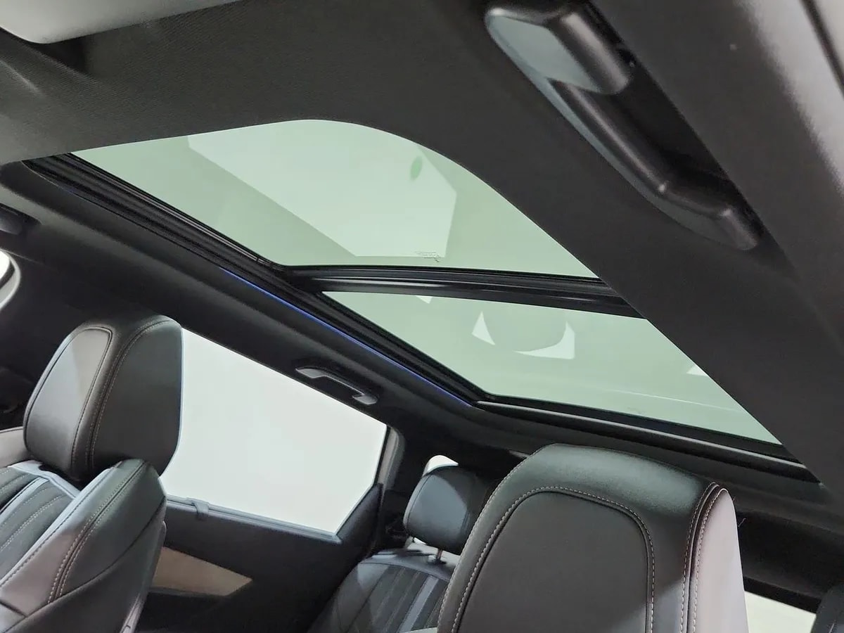 PEUGEOT 5008  año 2024