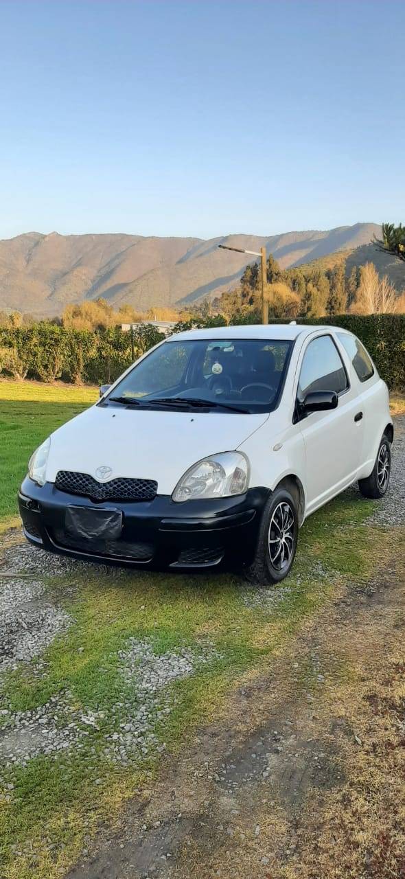Toyota Yaris 1.3 Sport Xli Abs Mt año 2006