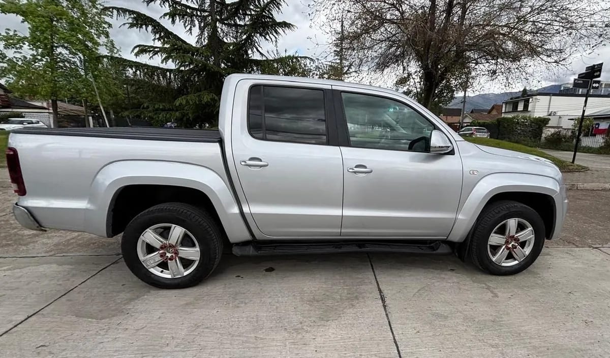 VOLKSWAGEN AMAROK 2.0 Highline 4motion At 4x4 Diesel año 2018