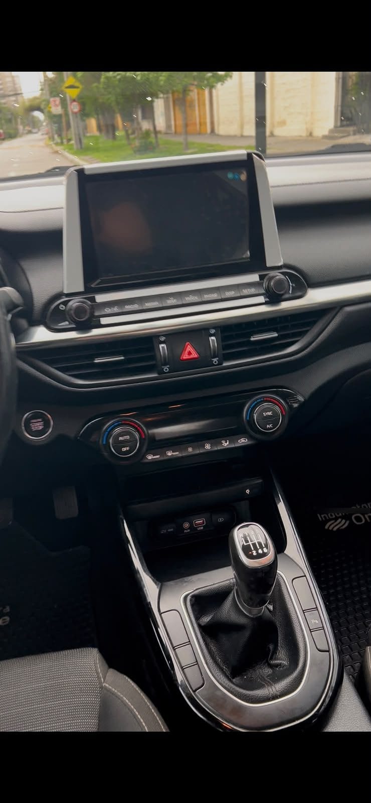 KIA MOTORS CERATO Cerato Ex 1.6l 6mt Full año 2020