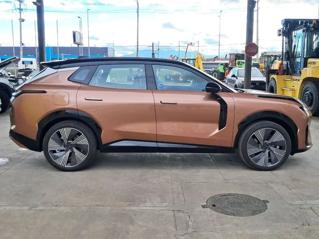Lynk&Co 08 Halo 08 Phev 1.5 Aut 4x2 año 2027