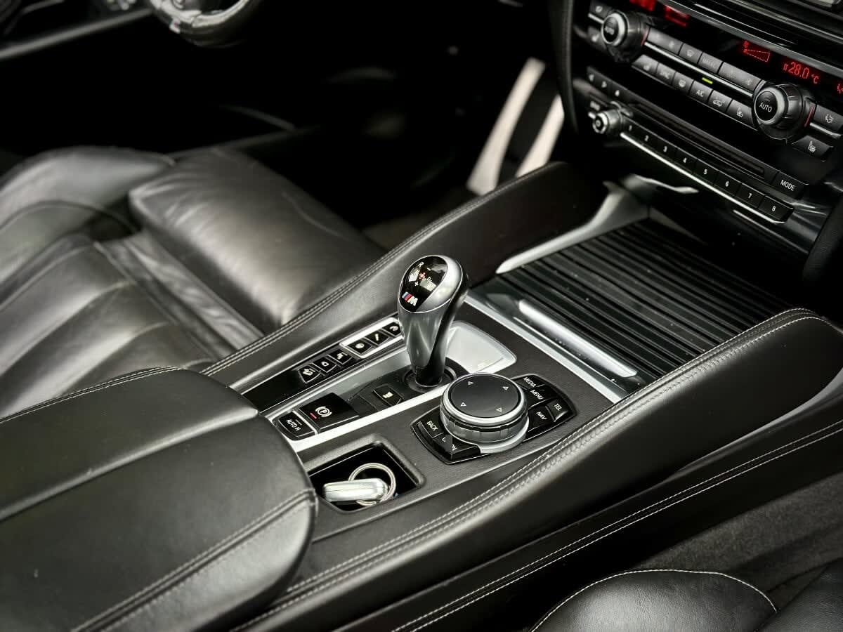 BMW X6 M 4.4 V8 año 2016
