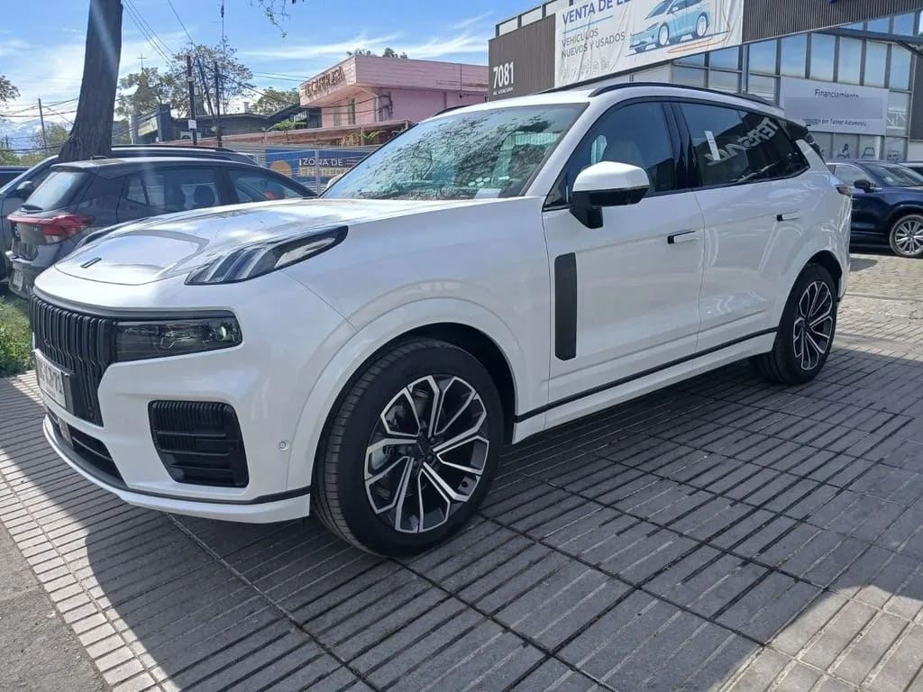 Lynk&Co 09 09 Halo 2.0t At Híbrido año 2025