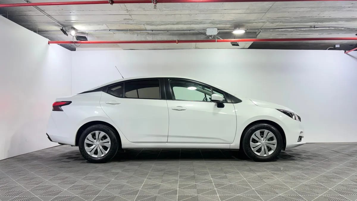 Nissan Versa 1.6 Sense At año 2021