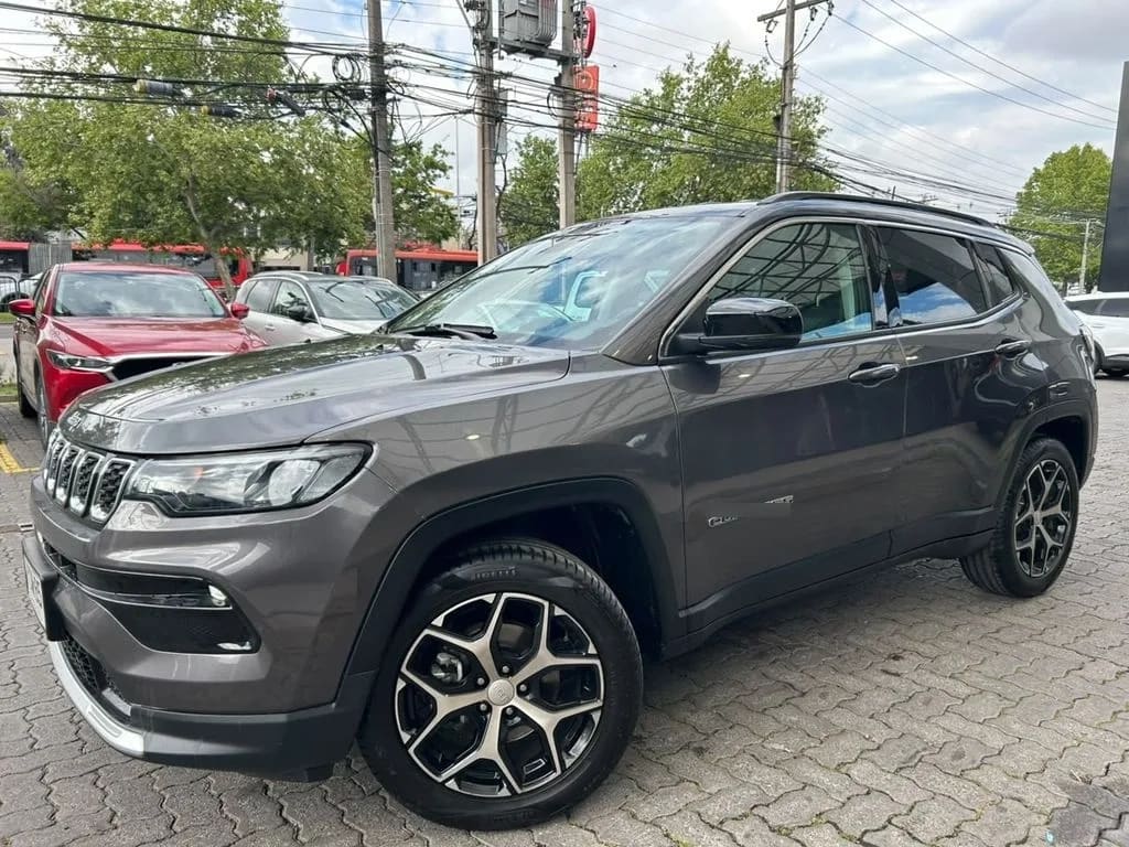 Jeep Compass Longitude 4x2 1.3 Aut año 2025