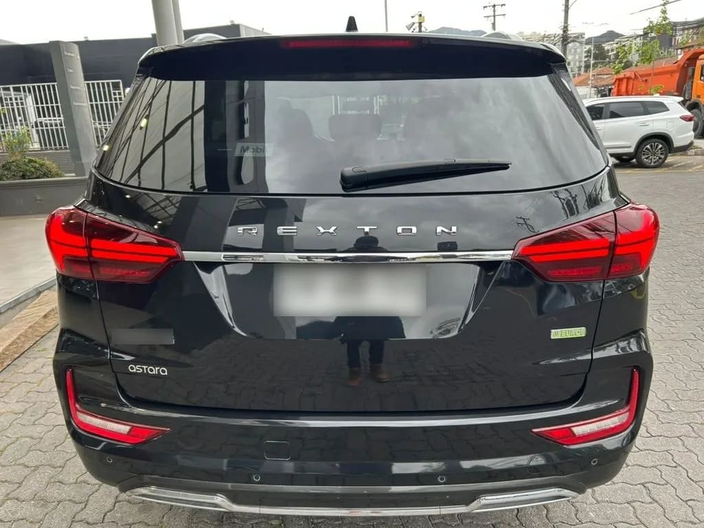 Ssangyong Rexton Glx 2wd Td 2.2 Aut año 2023