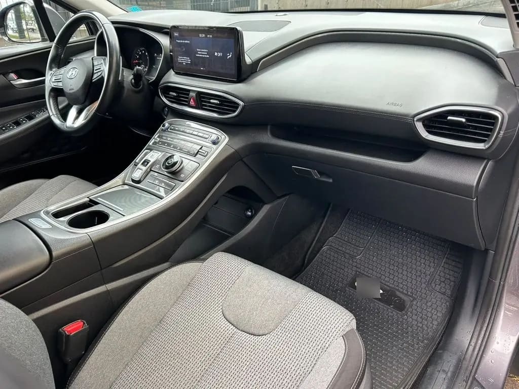 Hyundai Santa Fe 2.5 At Value Tm año 2023