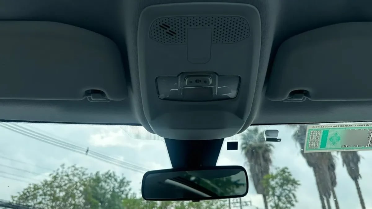 Peugeot 208 Style Puretech 75 1.2 año 2023