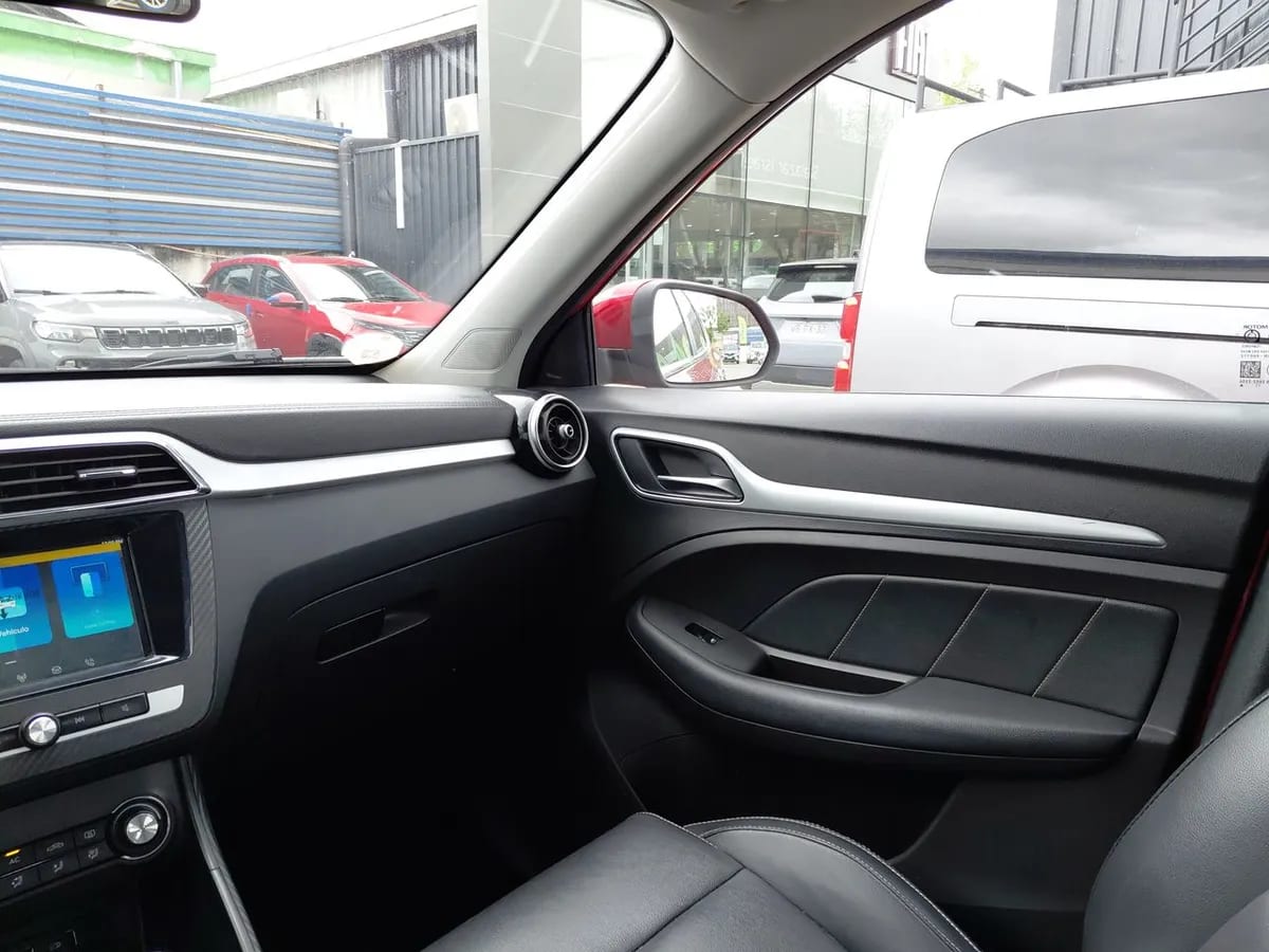 MG Mg Zs 1.5 Comfort 4x2 Mt 5p año 2023