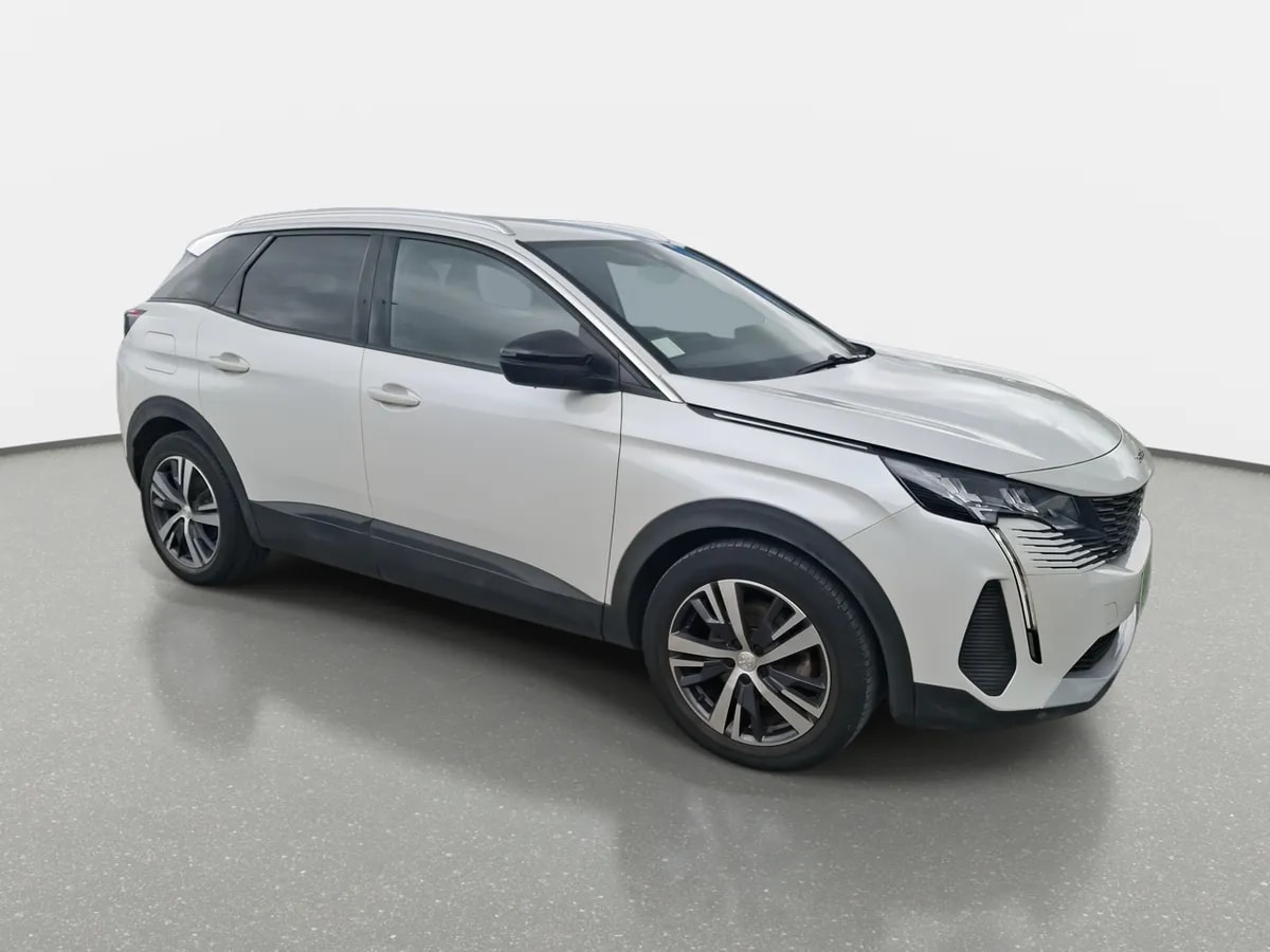 Peugeot 3008 1.2 Active Pack Puretech 130 4x2 Mt6 5p año 2023