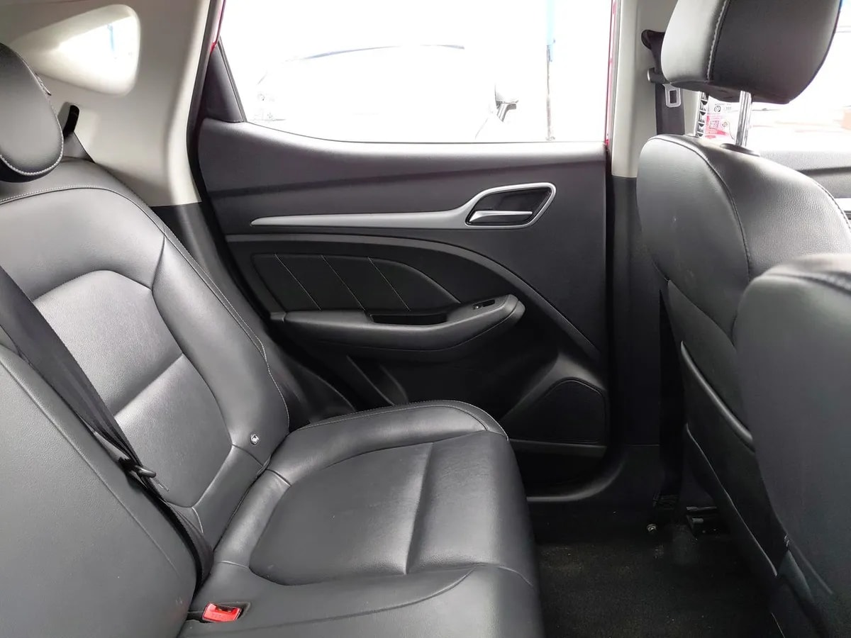 MG Mg Zs 1.5 Comfort 4x2 Mt 5p año 2023
