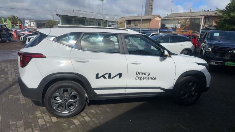 Kia Seltos 1.5 Ex 4x2 Avt At 5p año 2026