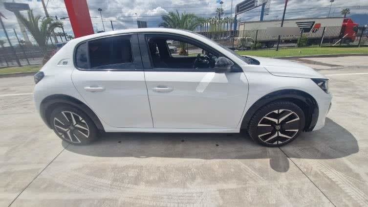 Peugeot 208 Electrico Gt 4x2 At 5p año 2026
