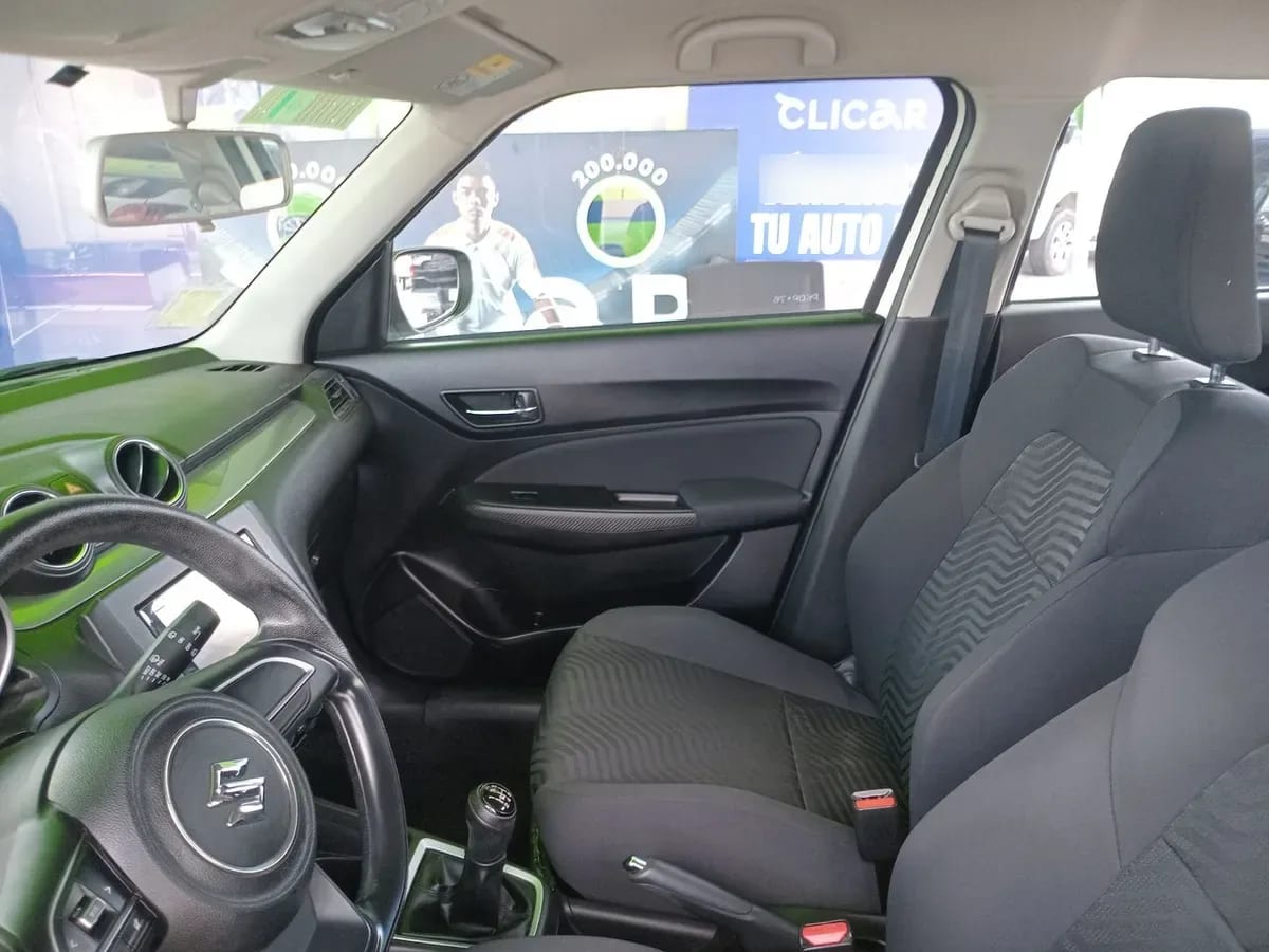 Suzuki Swift 1.2 Gl Sport 4x2 Hb Mt 5p año 2021