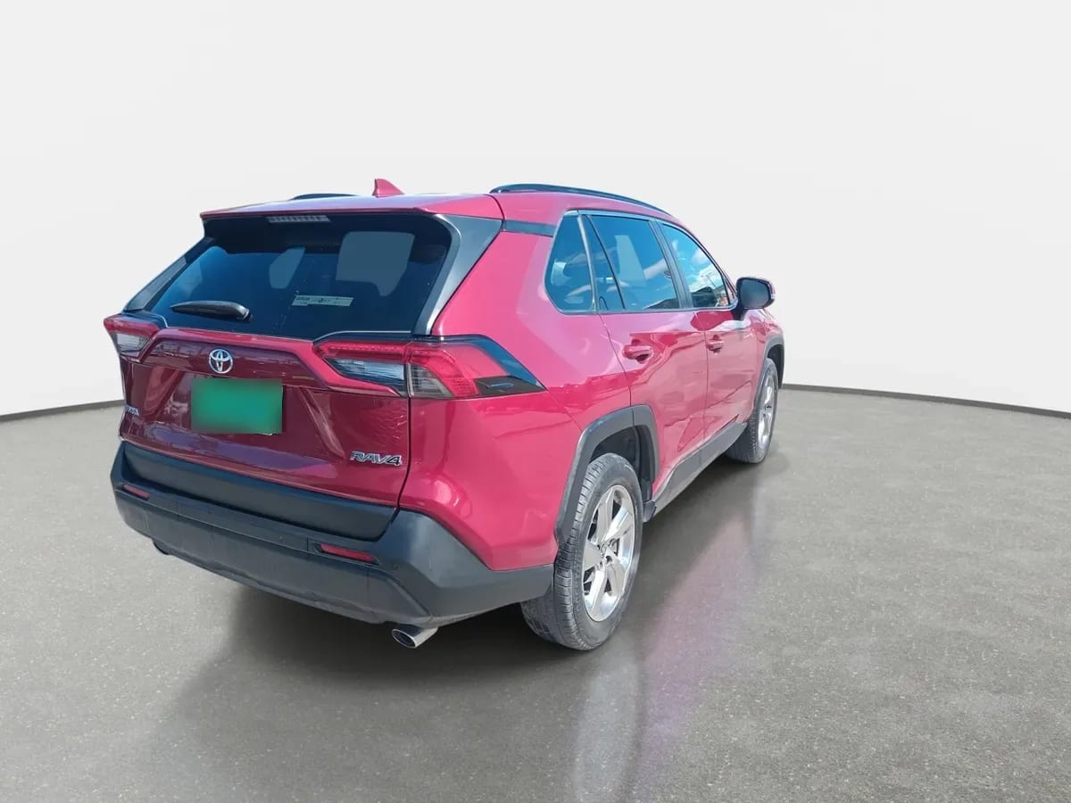 Toyota Rav 4 2.0 Xle 4x2 A20xle2c Cvt At 5p año 2021