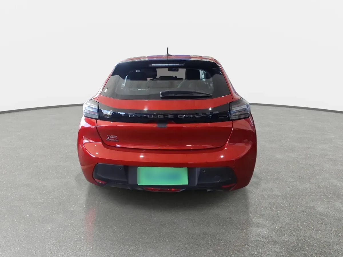Peugeot 208 1.2 Mca Puretech 100 Active 4x2 Mt 5p año 2024