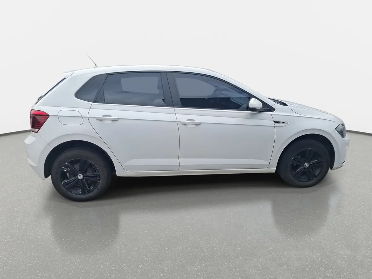 Volkswagen Polo 1.6 Comfortline 4x2 Mt5 5p año 2021