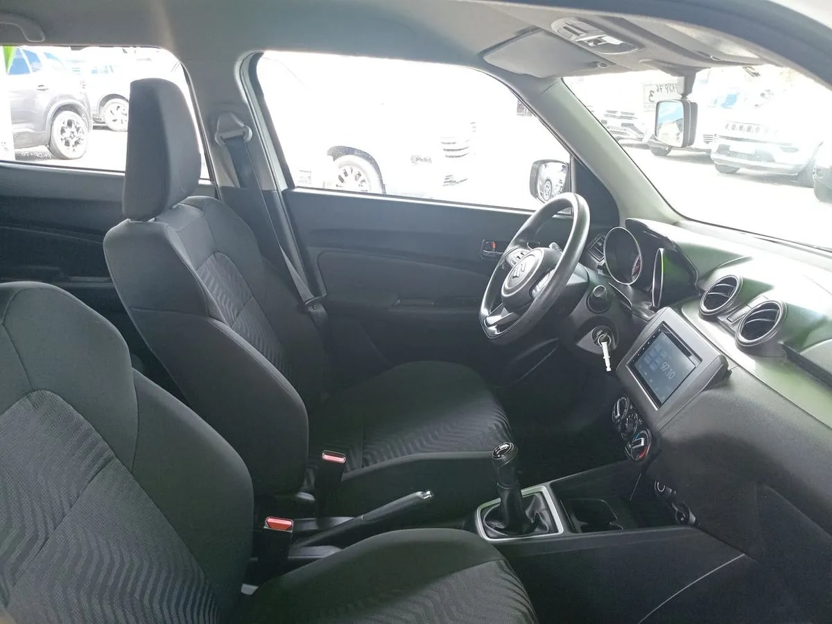 Suzuki Swift 1.2 Gl Sport 4x2 Hb Mt 5p año 2021