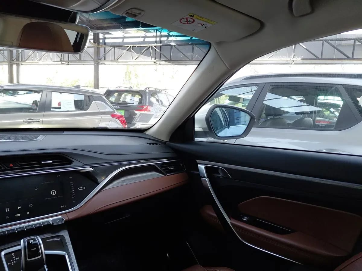 Geely Azkarra 1.5t Luxury 4x4 Dct 7at 5p año 2022