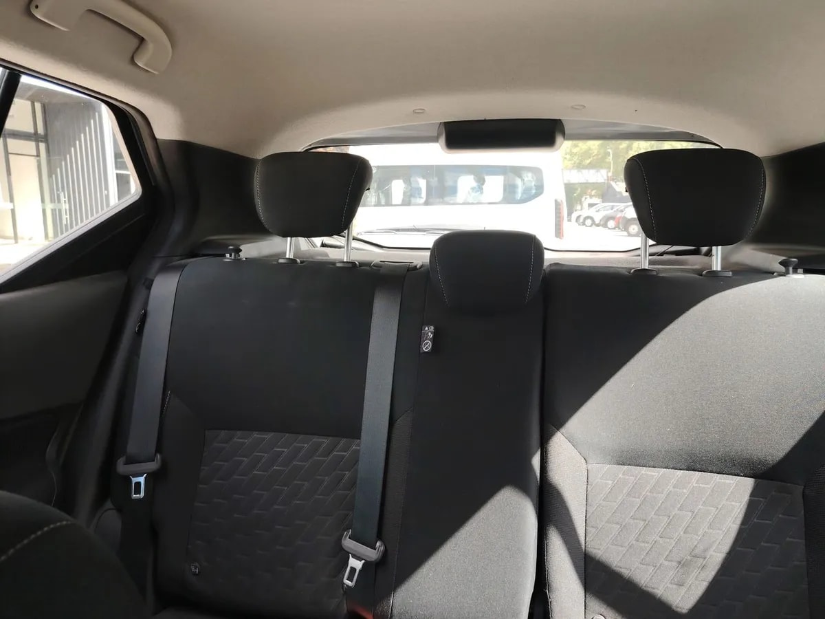 Nissan Kicks 1.6 Advance 4x2 Cvt At 5p año 2025