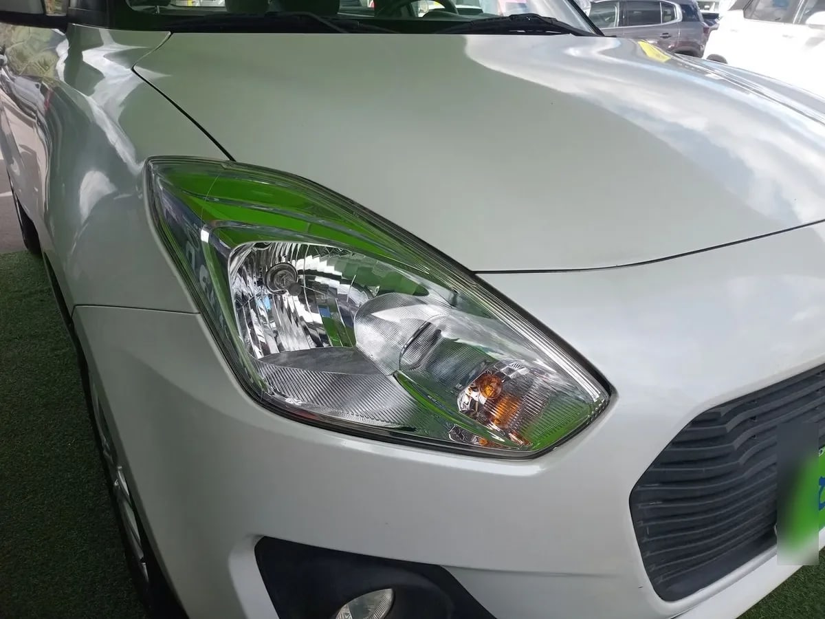 Suzuki Swift 1.2 Gl Sport 4x2 Hb Mt 5p año 2021