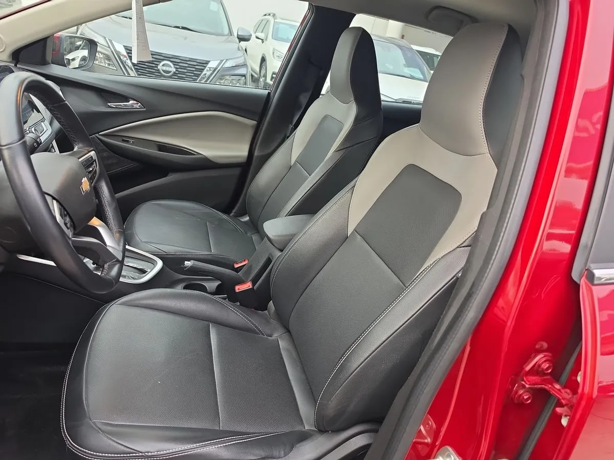 Chevrolet Onix 1.0t Premier S 4x2 Hb At 5p año 2025