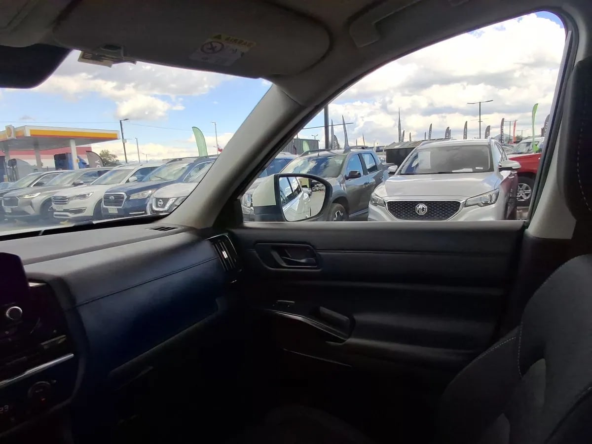 Nissan Pathfinder 3.5 Sense 2wd Cvt At 5p año 2024