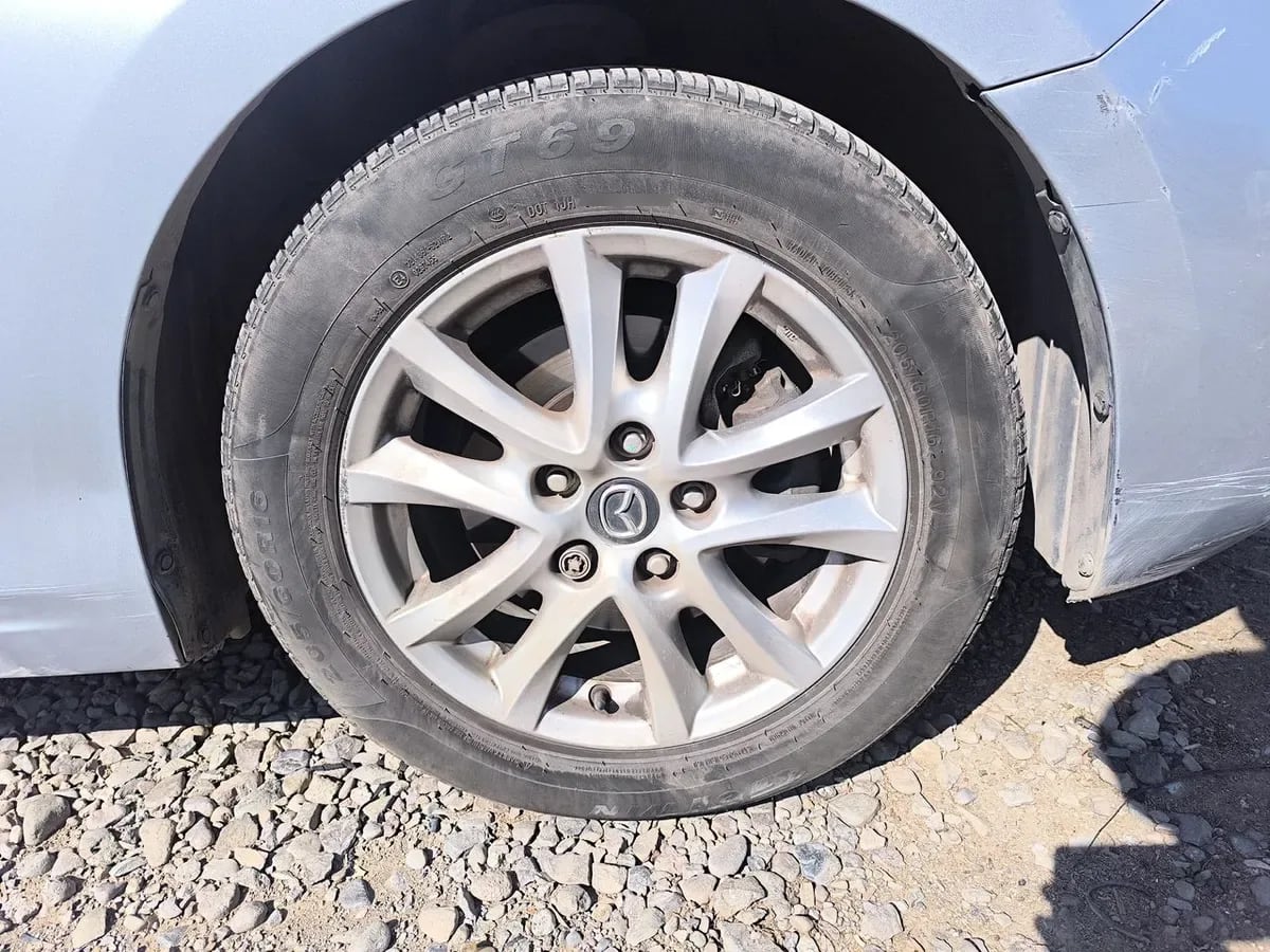 Mazda 3 2.0 V 4x2 Sdn Sunroof 6at 4p año 2017