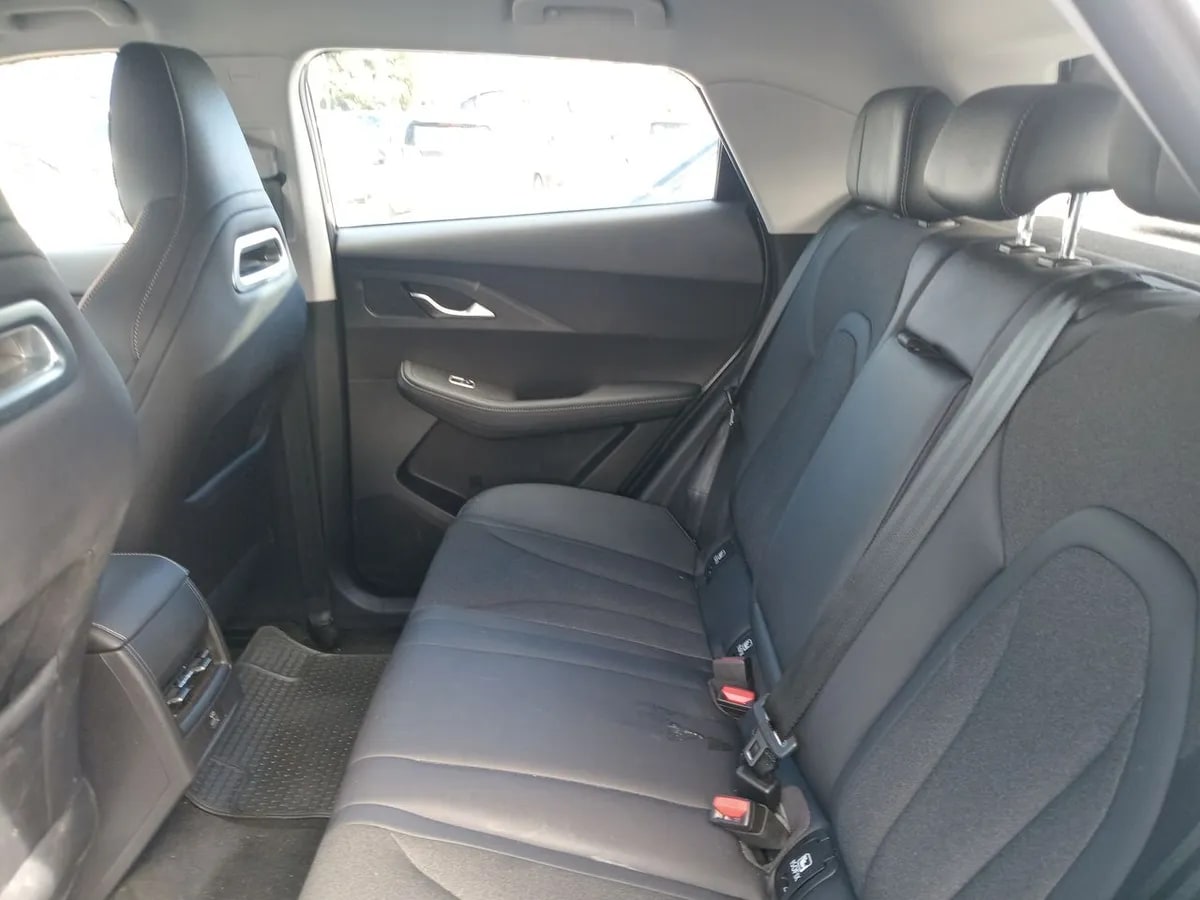 Omoda C5 1.5t Comfort 4x2 Cvt At 5p año 2026