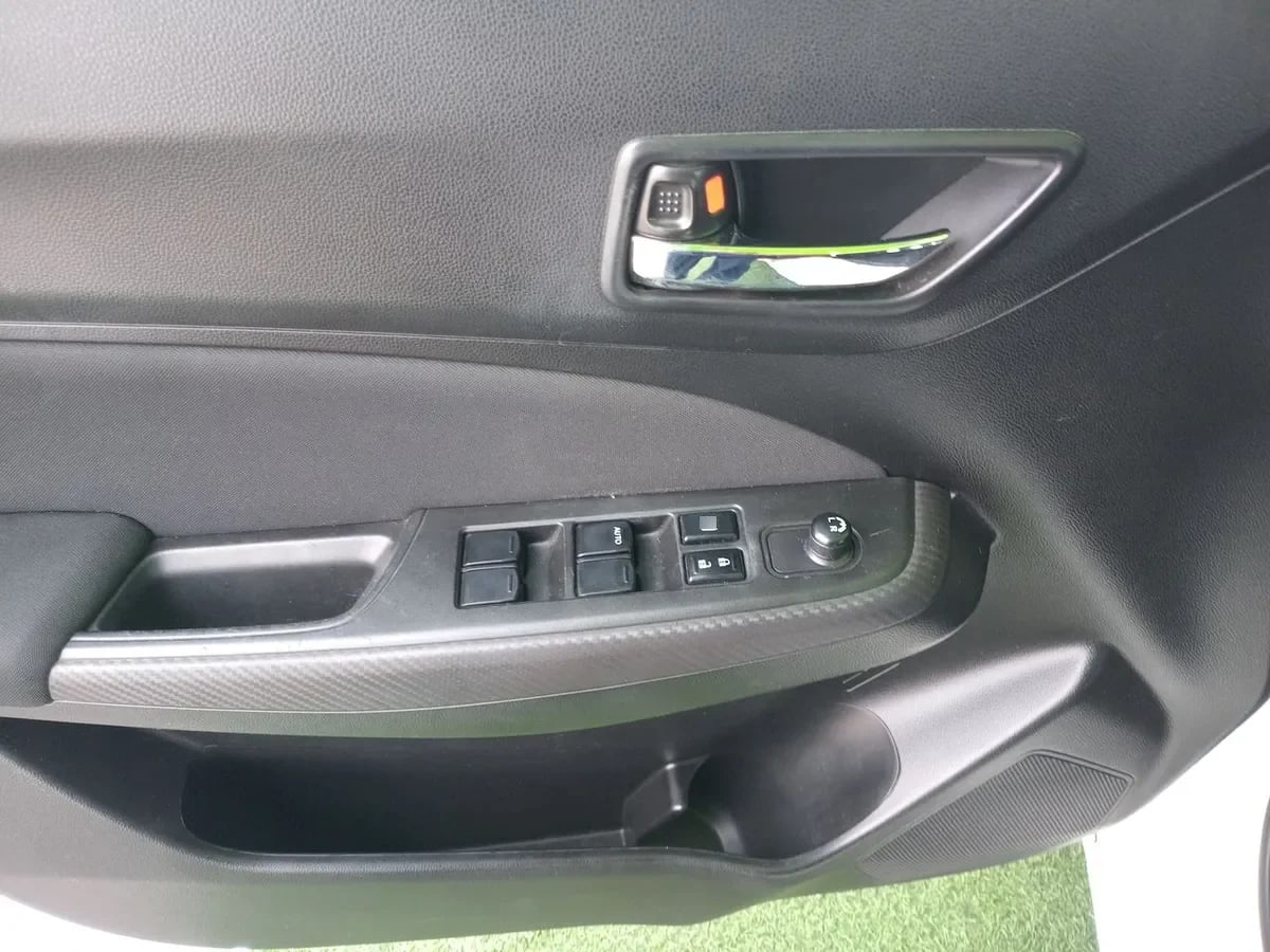 Suzuki Swift 1.2 Gl Sport 4x2 Hb Mt 5p año 2021