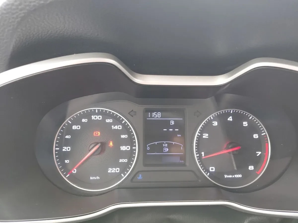 MG Mg Zs 1.5 Comfort 4x2 Mt 5p año 2023