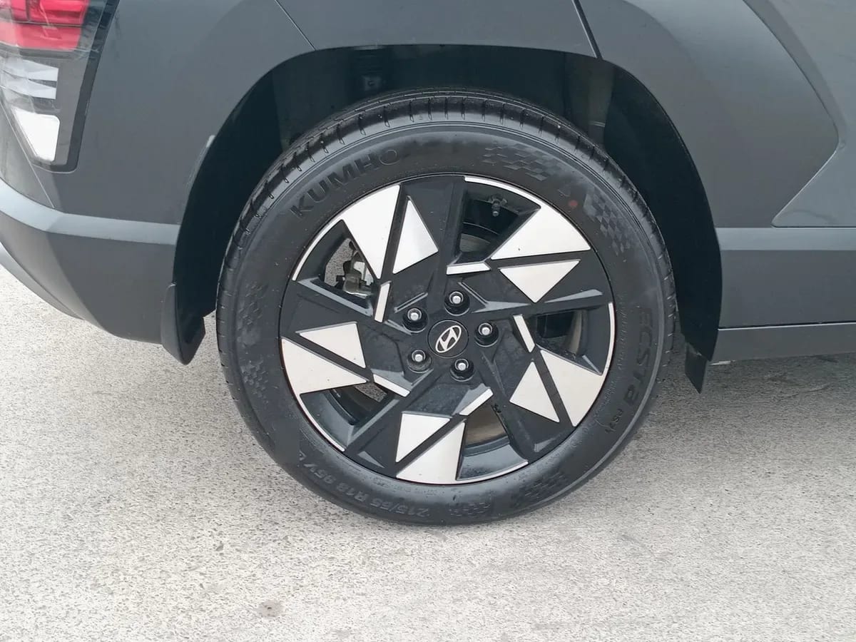 Hyundai Kona 1.6 Sx2 Design Hybrid 4x2 At 5p año 2026