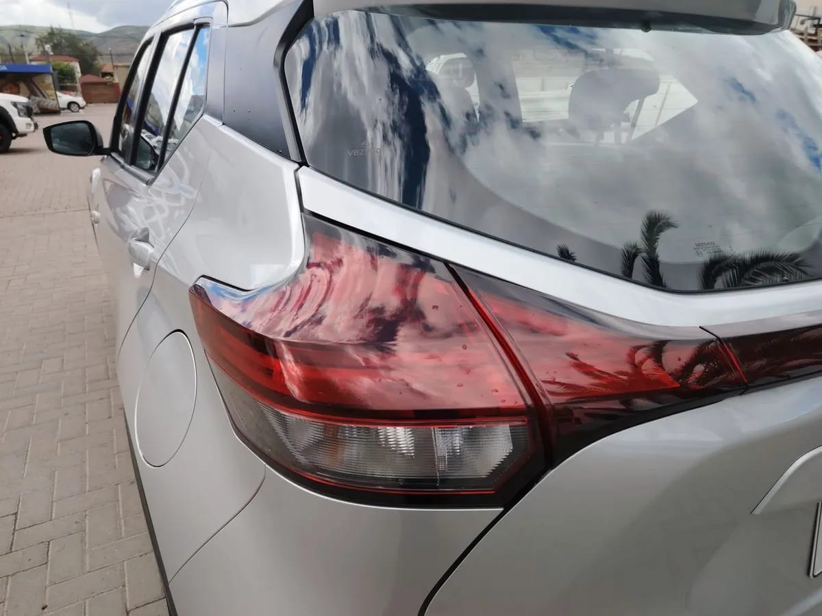 Nissan Kicks 1.6 Advance 4x2 Cvt At 5p año 2025