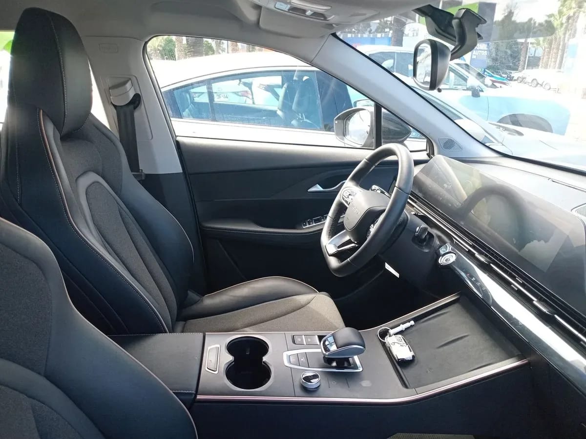 Omoda C5 1.5t Comfort 4x2 Cvt At 5p año 2026