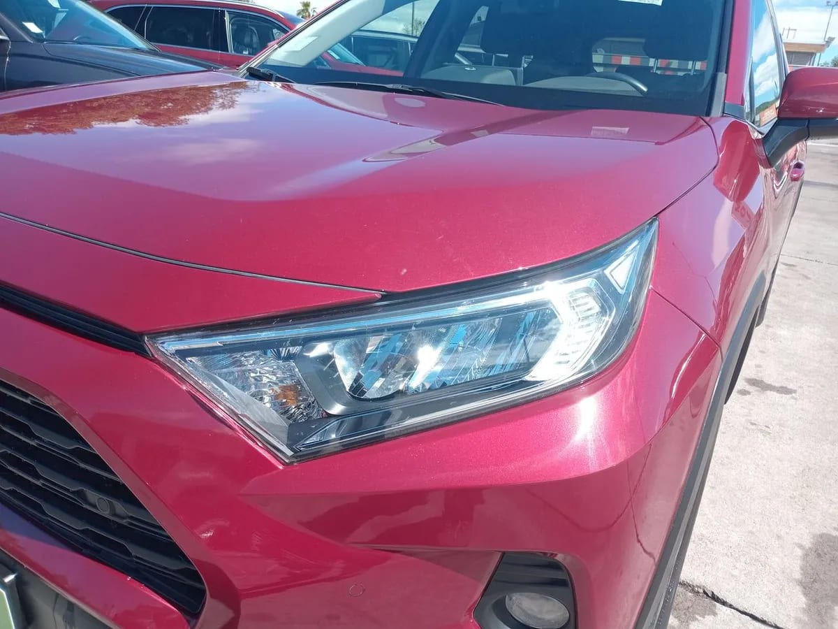 Toyota Rav 4 2.0 Xle 4x2 A20xle2c Cvt At 5p año 2021