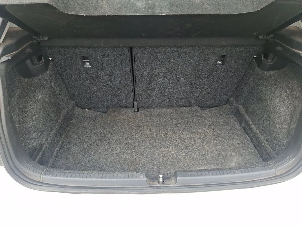 Volkswagen Polo 1.6 Comfortline 4x2 Mt5 5p año 2021