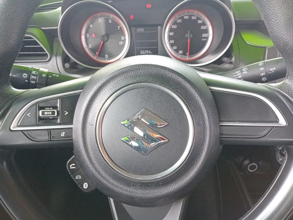 Suzuki Swift 1.2 Gl Sport 4x2 Hb Mt 5p año 2021