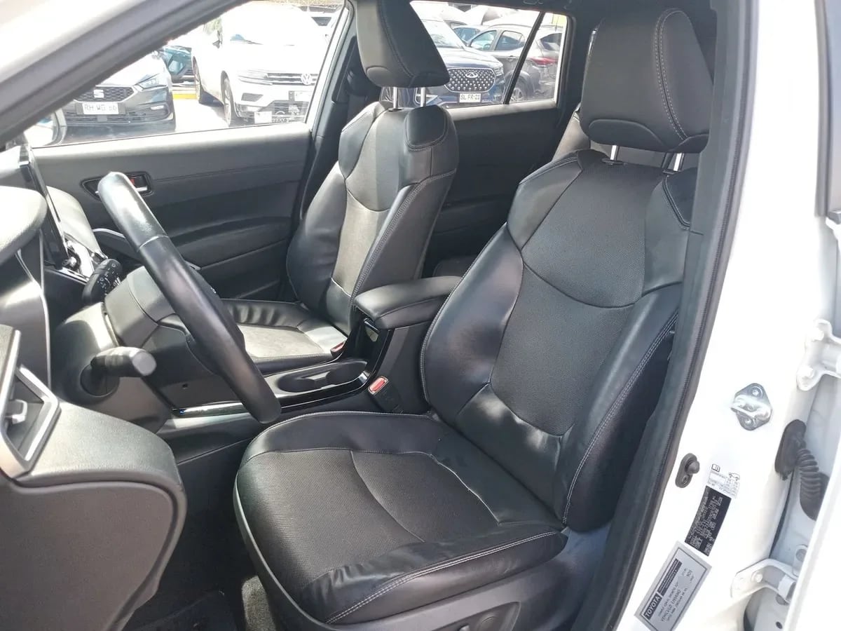 Toyota Corolla Cross 1.8 Seg Hybrid 4x2 Cvt At 5p año 2021