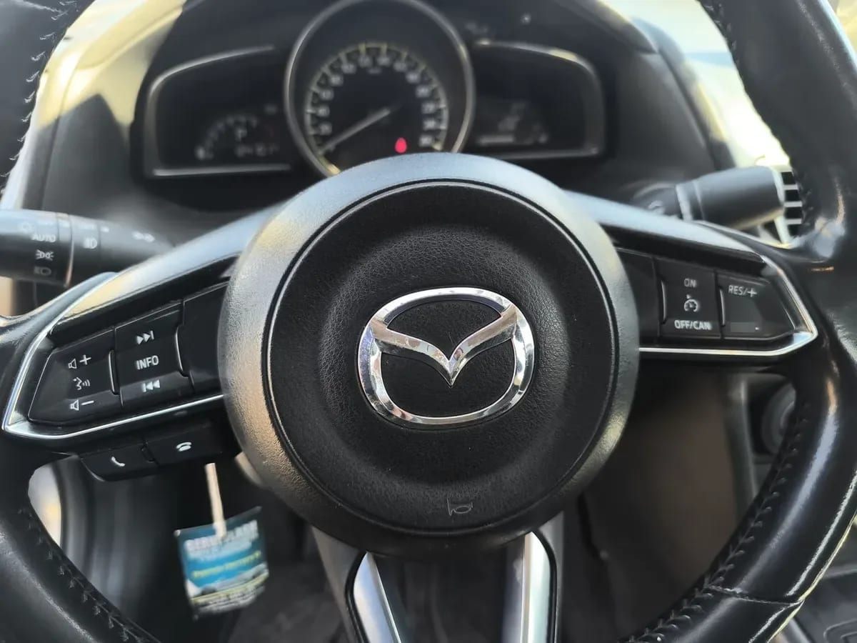 Mazda 3 2.0 V 4x2 Sdn Sunroof 6at 4p año 2017