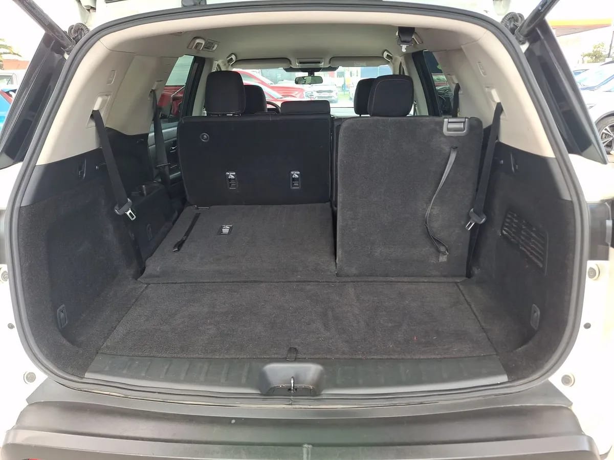 Nissan Pathfinder 3.5 Sense 2wd Cvt At 5p año 2024