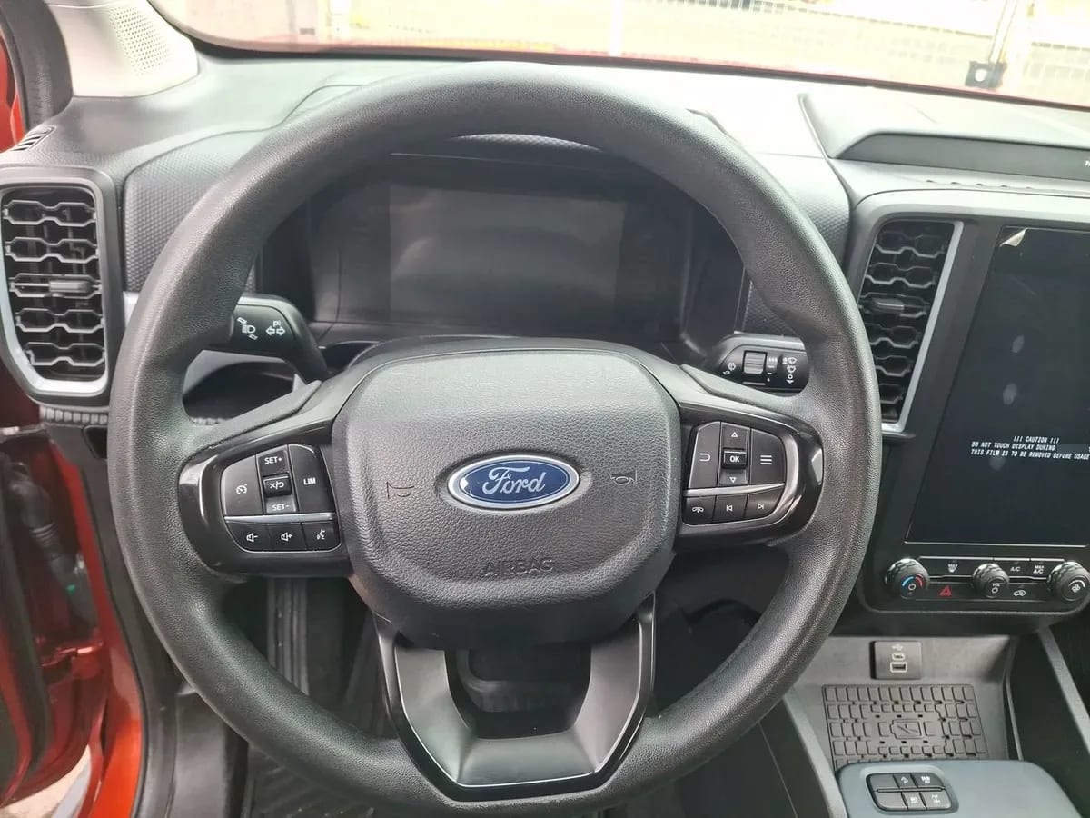 Ford Ranger 2.0 Xls Diesel 4x4 Dob. Cab. Mt 4p año 2024