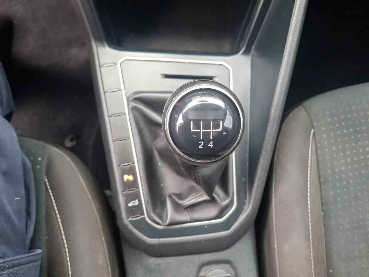 Volkswagen Polo 1.6 Comfortline 4x2 Mt5 5p año 2021
