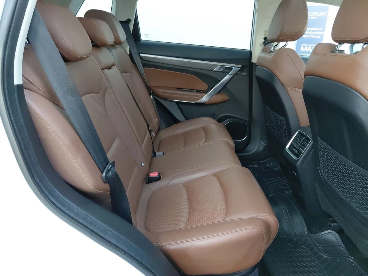 Geely Azkarra 1.5t Luxury 4x4 Dct 7at 5p año 2022