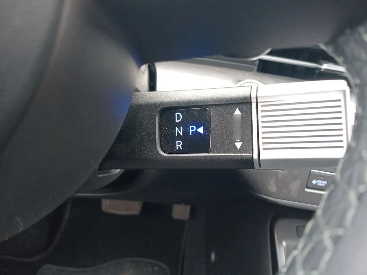 Hyundai Kona 1.6 Sx2 Design Hybrid 4x2 At 5p año 2026