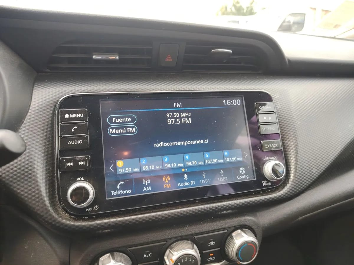 Nissan Kicks 1.6 Advance 4x2 Cvt At 5p año 2025