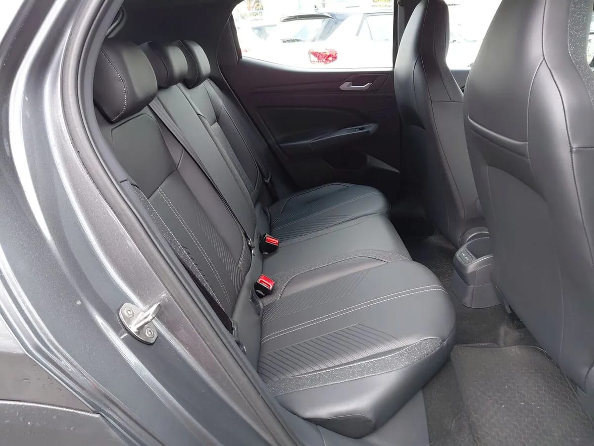 Volkswagen Tera 1.0 Tsi High 2wd At 5p año 2026