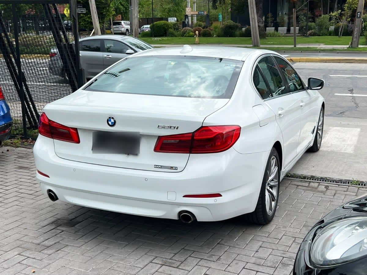 BMW 520i - año 2019